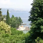 With Beautiful Sea View Apartamento *