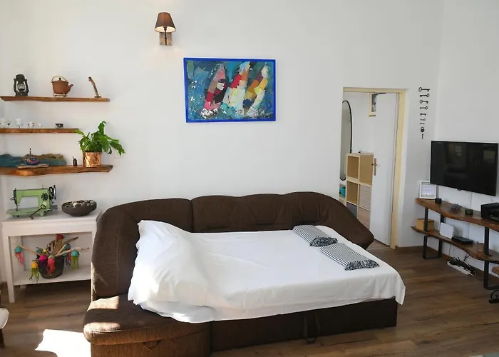 With Beautiful Sea View Apartment