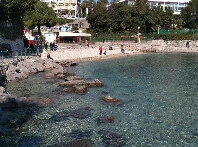 With Beautiful Sea View אופטיה